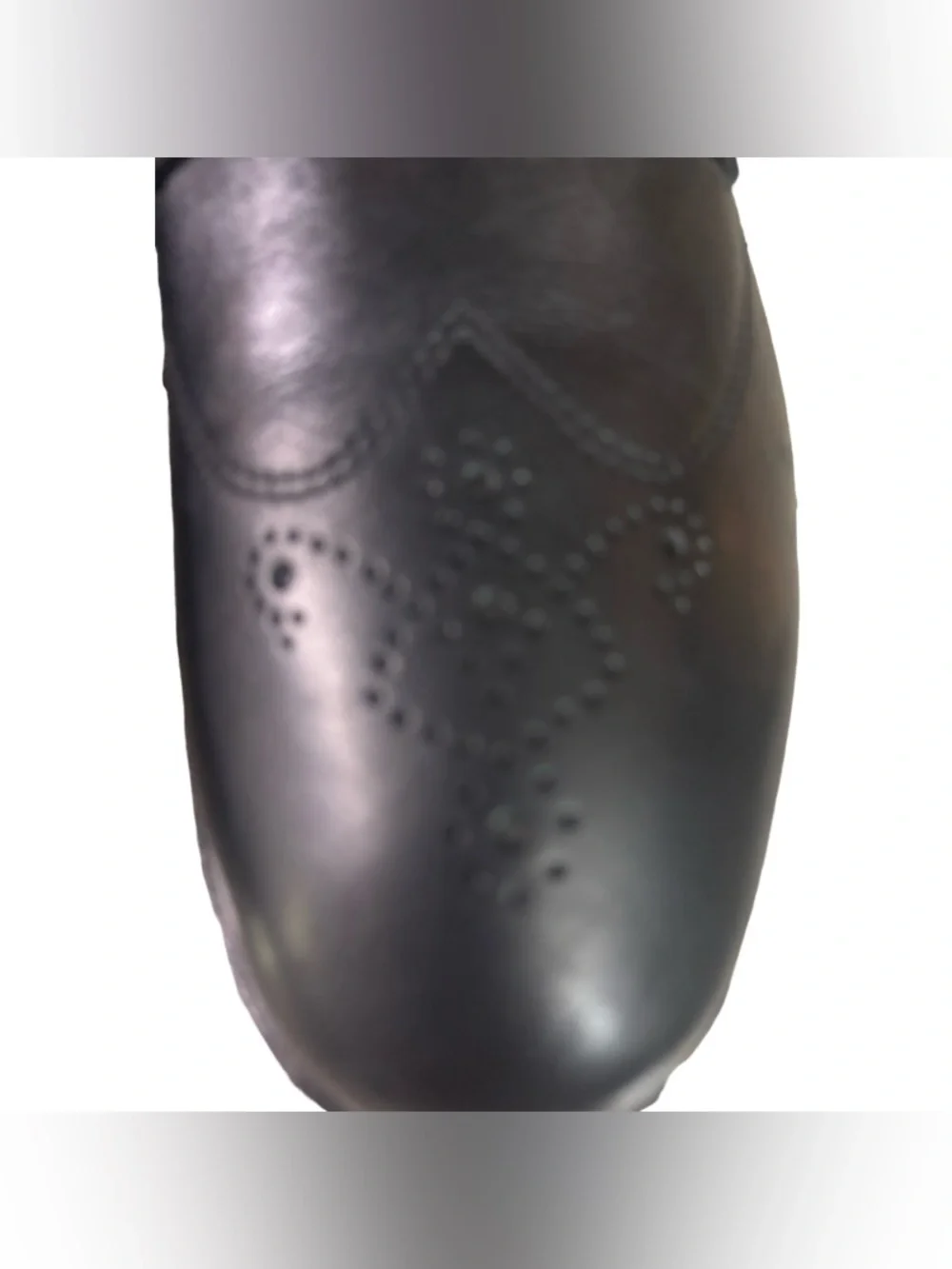 Cole Haan zooming by details